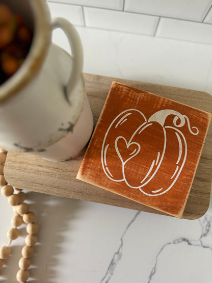 Mini Pumpkin Heart Wood Sign