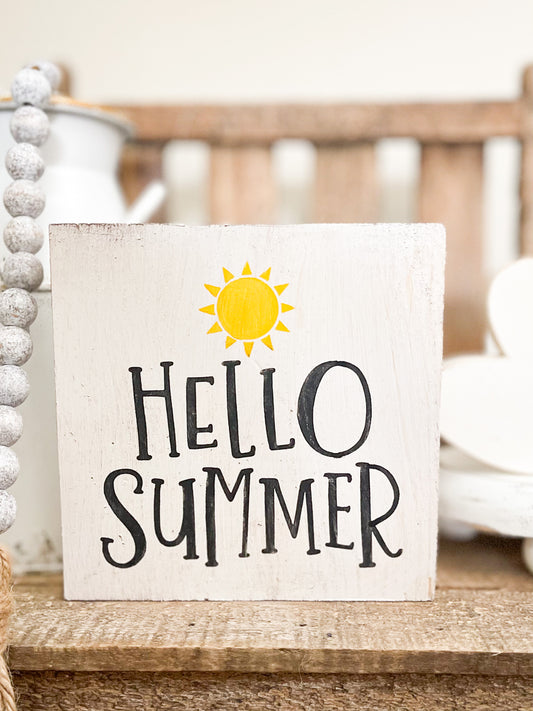 Hello summer sign